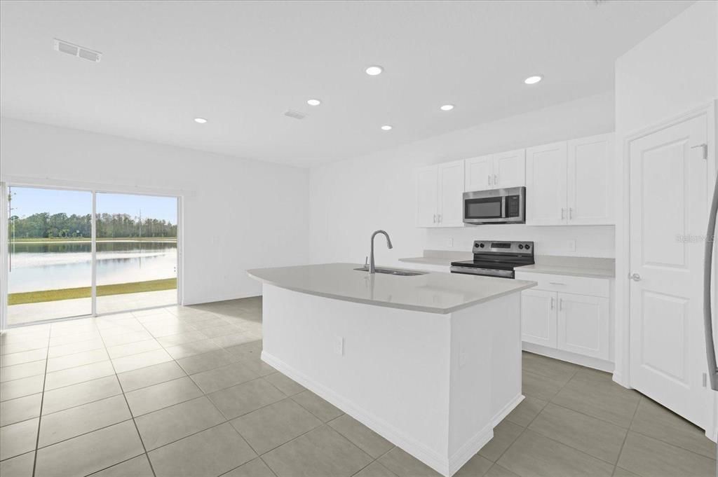 For Rent: $2,000 (3 beds, 2 baths, 1407 Square Feet)