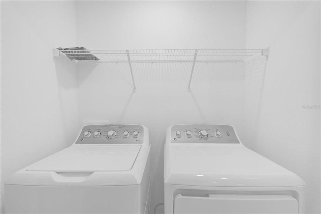 For Rent: $2,000 (3 beds, 2 baths, 1407 Square Feet)