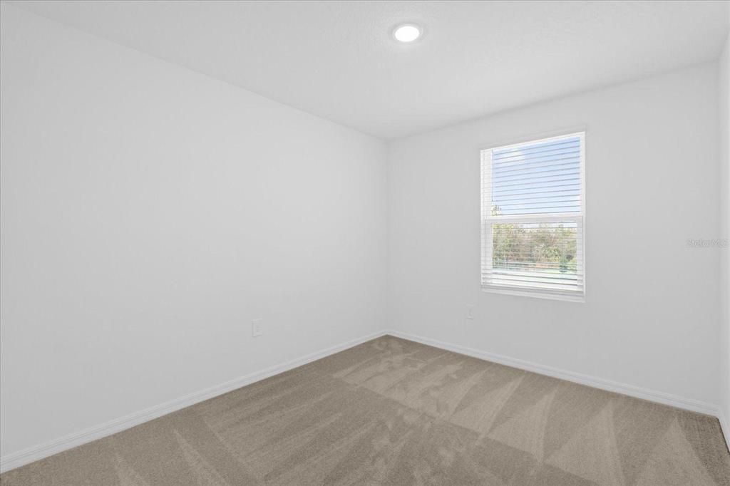 For Rent: $2,000 (3 beds, 2 baths, 1407 Square Feet)