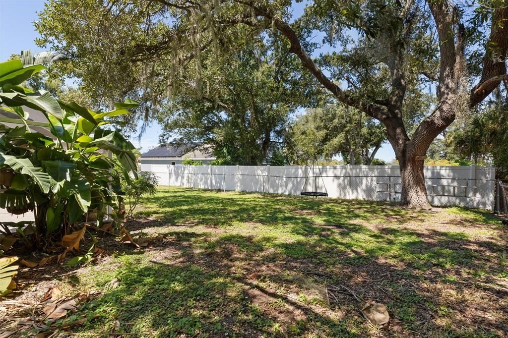 En Venta: $334,900 (4 camas, 3 baños, 1590 Pies cuadrados)