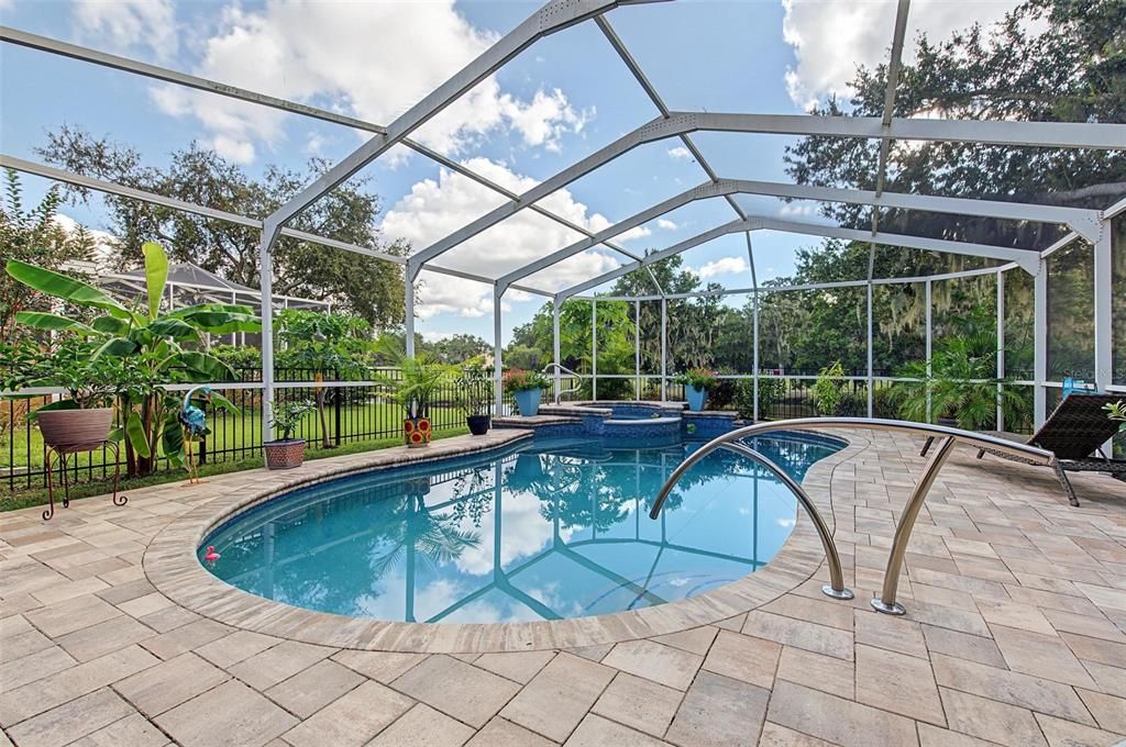For Sale: $649,000 (3 beds, 2 baths, 1903 Square Feet)