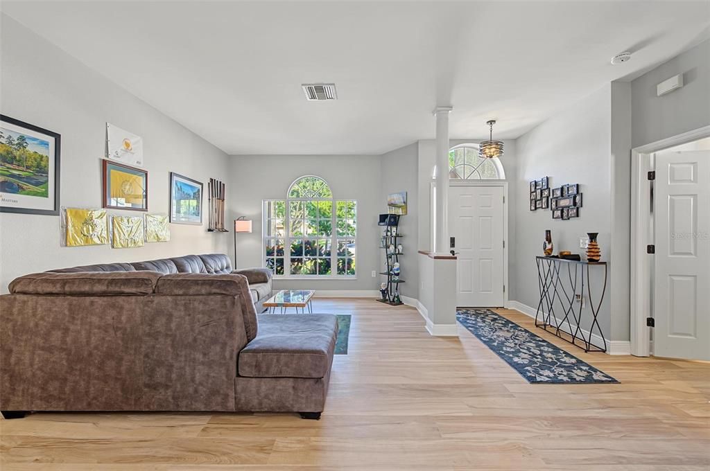 For Sale: $649,000 (3 beds, 2 baths, 1903 Square Feet)
