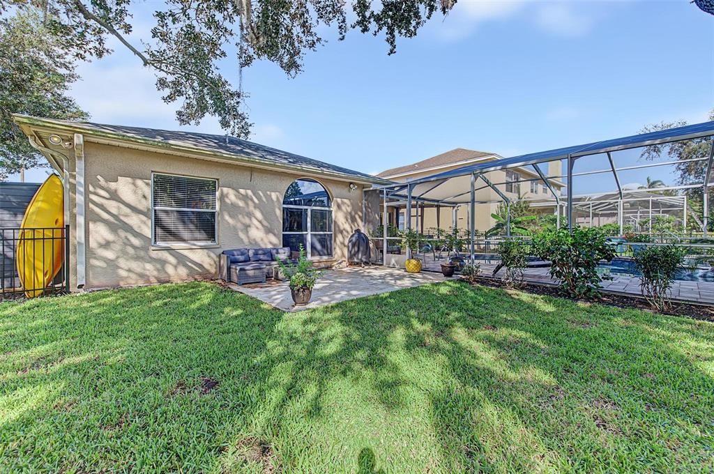 For Sale: $649,000 (3 beds, 2 baths, 1903 Square Feet)