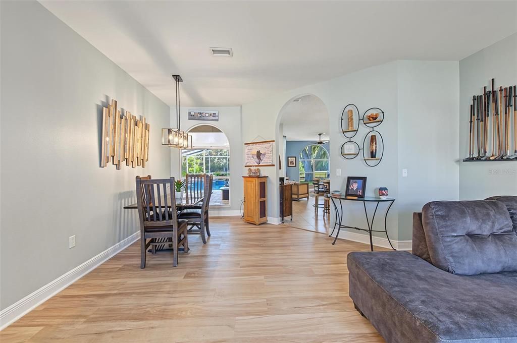 For Sale: $649,000 (3 beds, 2 baths, 1903 Square Feet)