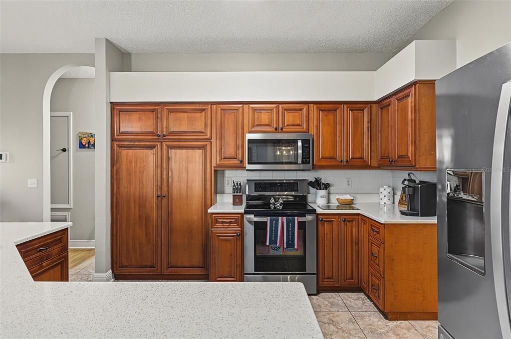 For Sale: $649,000 (3 beds, 2 baths, 1903 Square Feet)