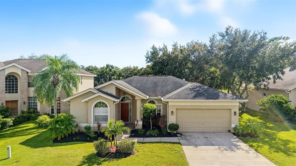 For Sale: $649,000 (3 beds, 2 baths, 1903 Square Feet)