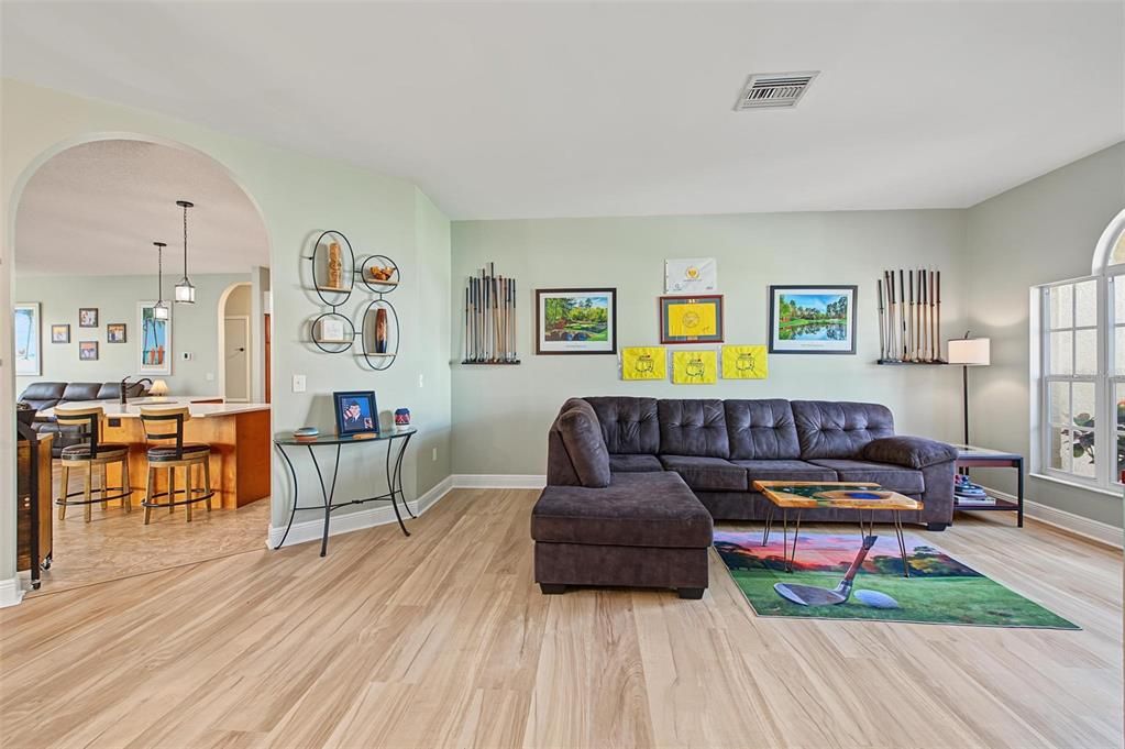 For Sale: $649,000 (3 beds, 2 baths, 1903 Square Feet)