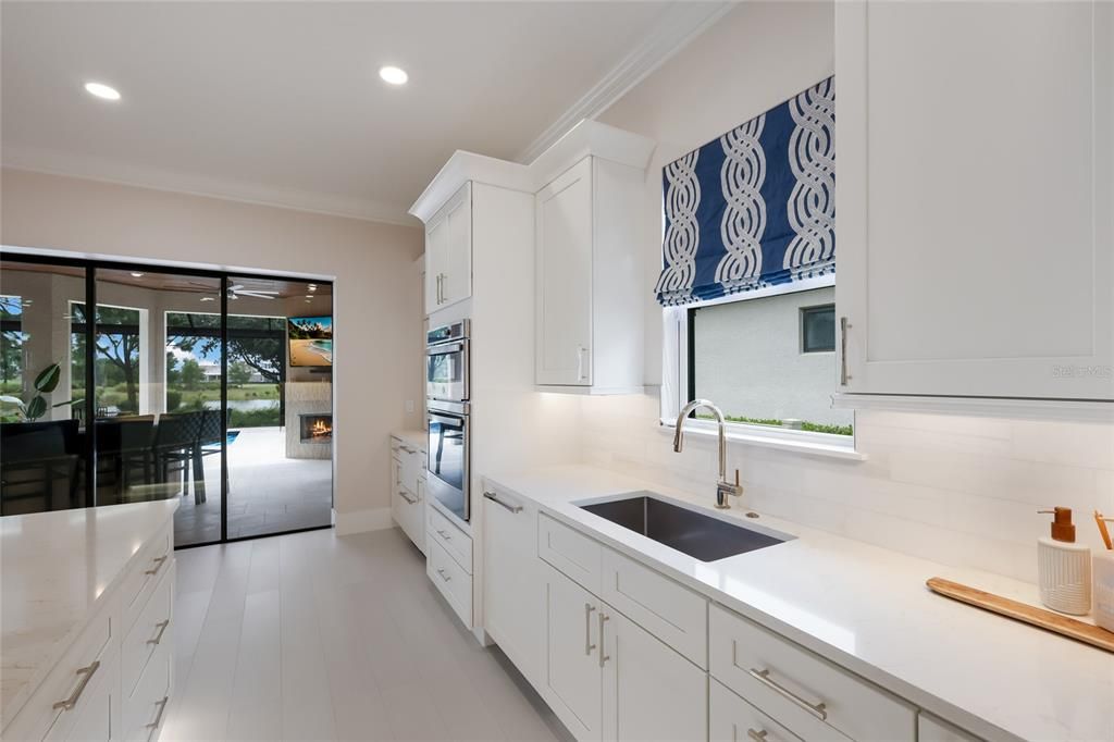 For Sale: $1,995,000 (3 beds, 3 baths, 3101 Square Feet)