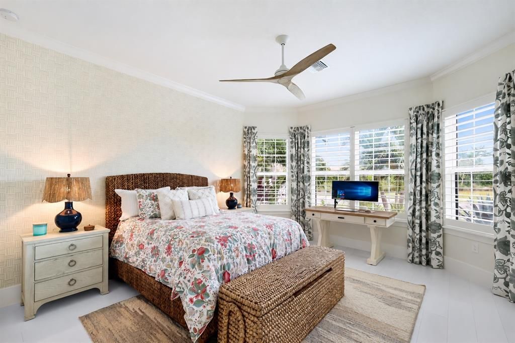 For Sale: $1,995,000 (3 beds, 3 baths, 3101 Square Feet)