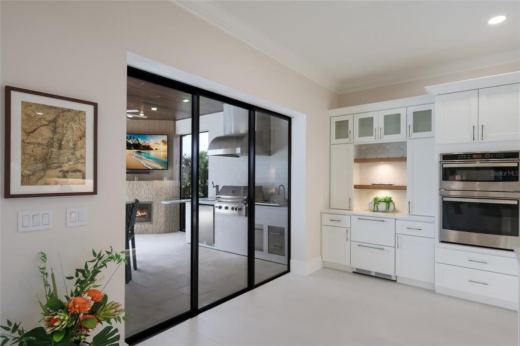 For Sale: $1,995,000 (3 beds, 3 baths, 3101 Square Feet)