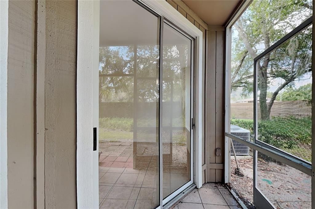 For Rent: $1,999 (3 beds, 2 baths, 1638 Square Feet)