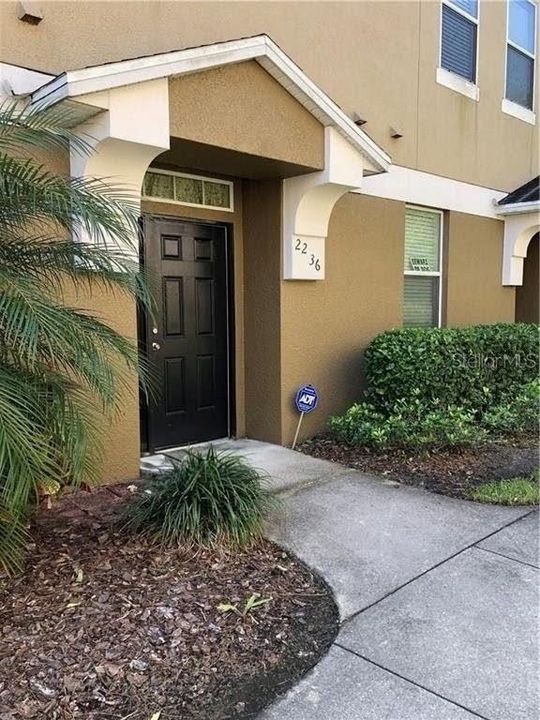For Sale: $235,000 (2 beds, 2 baths, 1273 Square Feet)