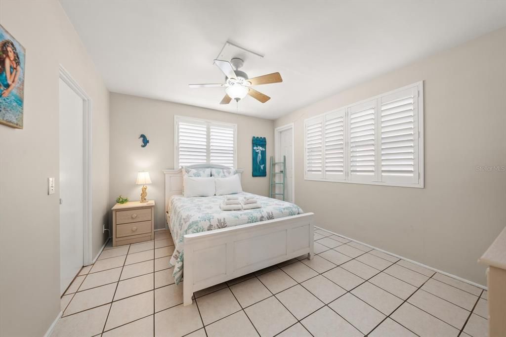 For Sale: $5,395,000 (5 beds, 4 baths, 3037 Square Feet)