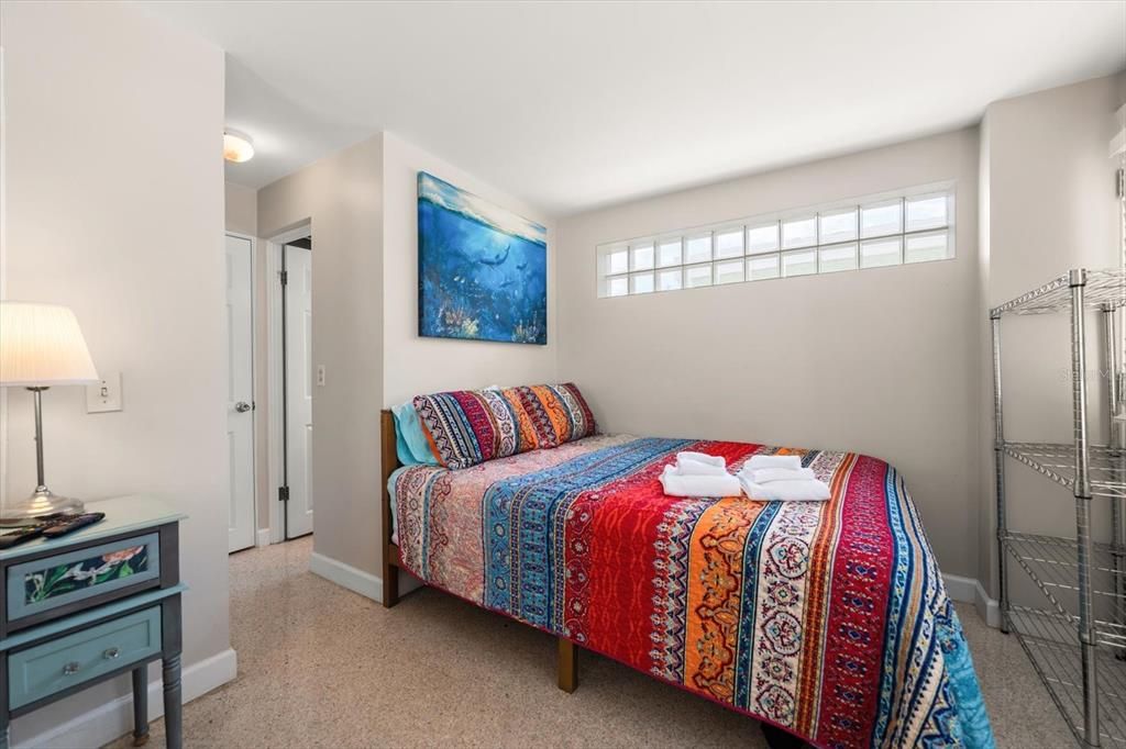 For Sale: $5,395,000 (5 beds, 4 baths, 3037 Square Feet)
