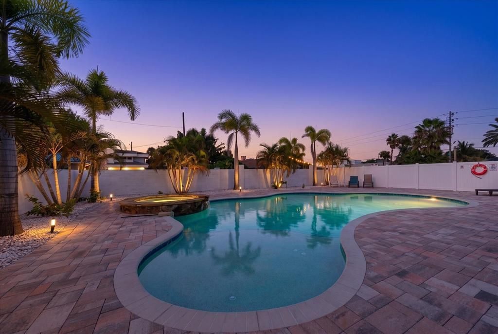 For Sale: $5,395,000 (5 beds, 4 baths, 3037 Square Feet)