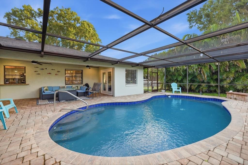 En Venta: $524,900 (3 camas, 2 baños, 1758 Pies cuadrados)