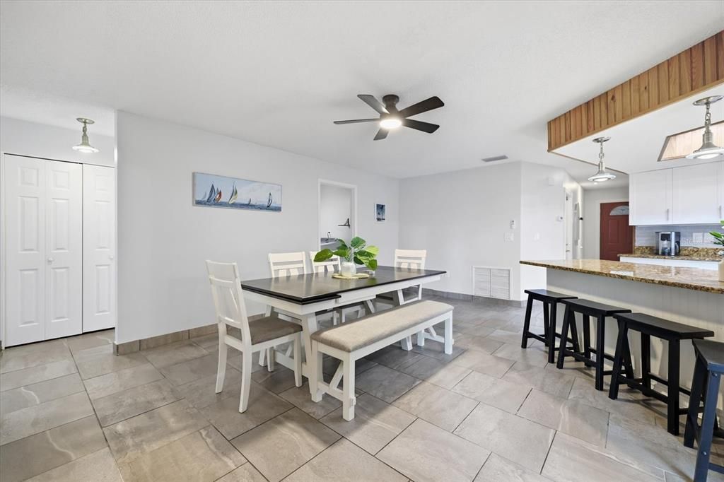 En Venta: $524,900 (3 camas, 2 baños, 1758 Pies cuadrados)