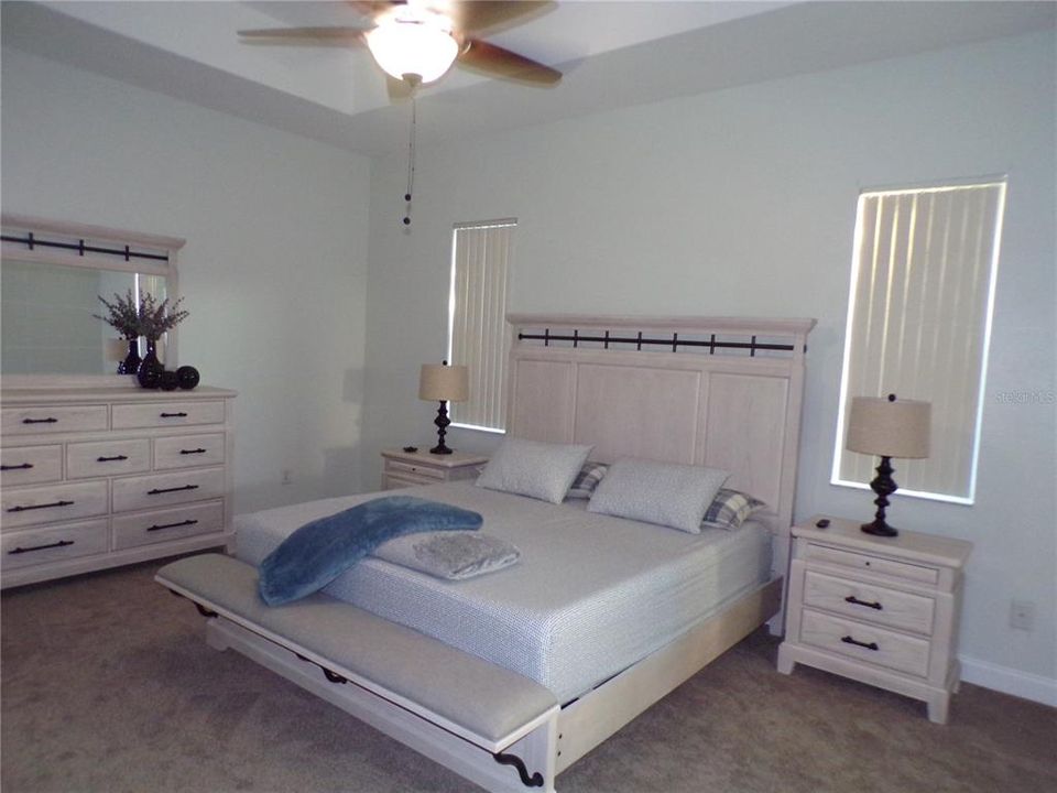 For Rent: $2,700 (3 beds, 2 baths, 2101 Square Feet)