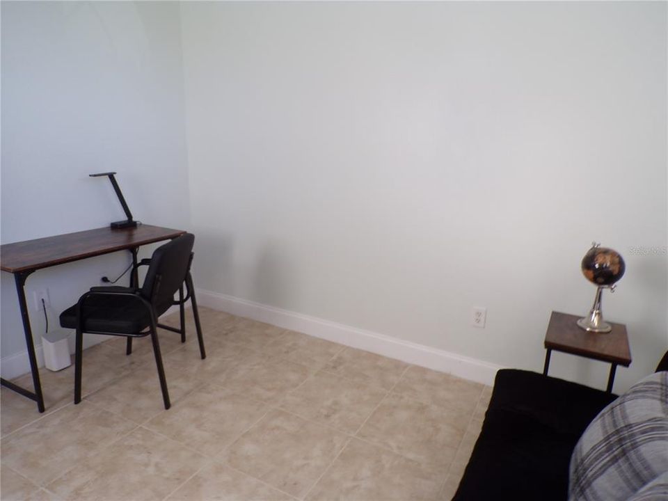 For Rent: $2,700 (3 beds, 2 baths, 2101 Square Feet)