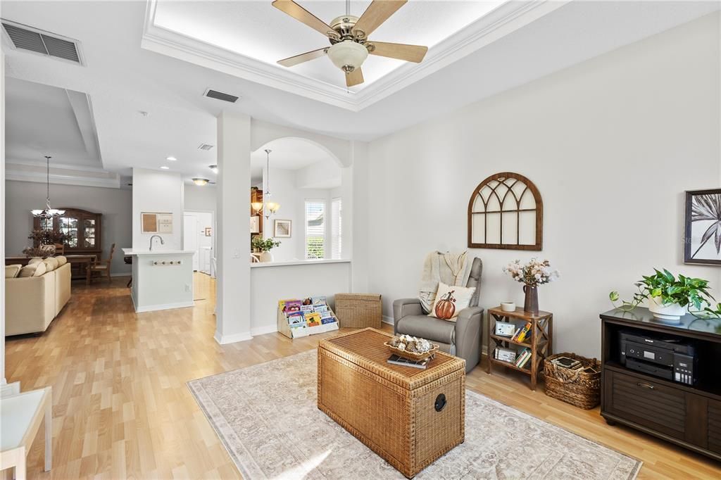 For Sale: $487,000 (2 beds, 2 baths, 1886 Square Feet)