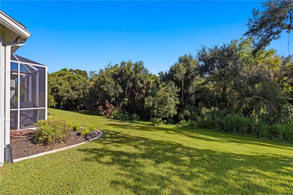 For Sale: $487,000 (2 beds, 2 baths, 1886 Square Feet)