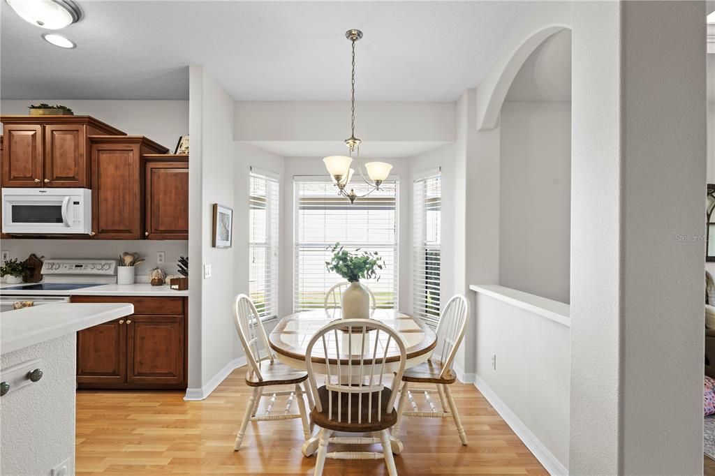 For Sale: $487,000 (2 beds, 2 baths, 1886 Square Feet)