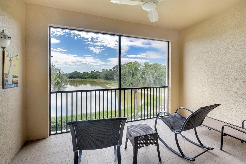 For Sale: $400,000 (2 beds, 2 baths, 1762 Square Feet)