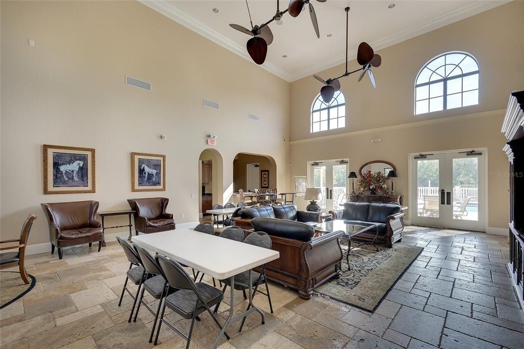 For Sale: $400,000 (2 beds, 2 baths, 1762 Square Feet)