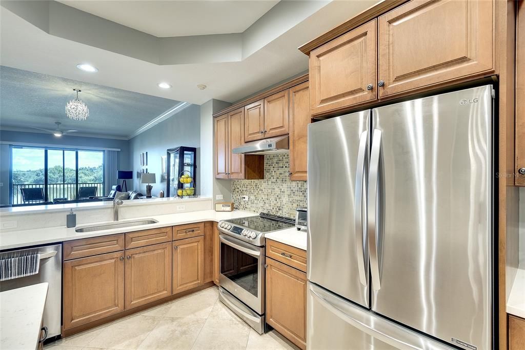 For Sale: $400,000 (2 beds, 2 baths, 1762 Square Feet)