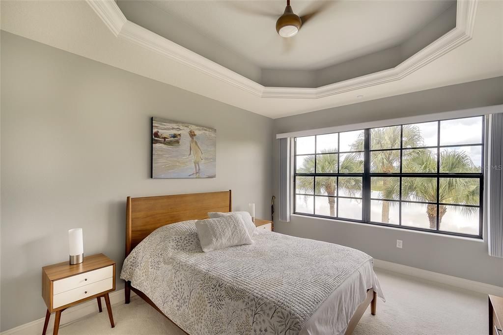 For Sale: $400,000 (2 beds, 2 baths, 1762 Square Feet)