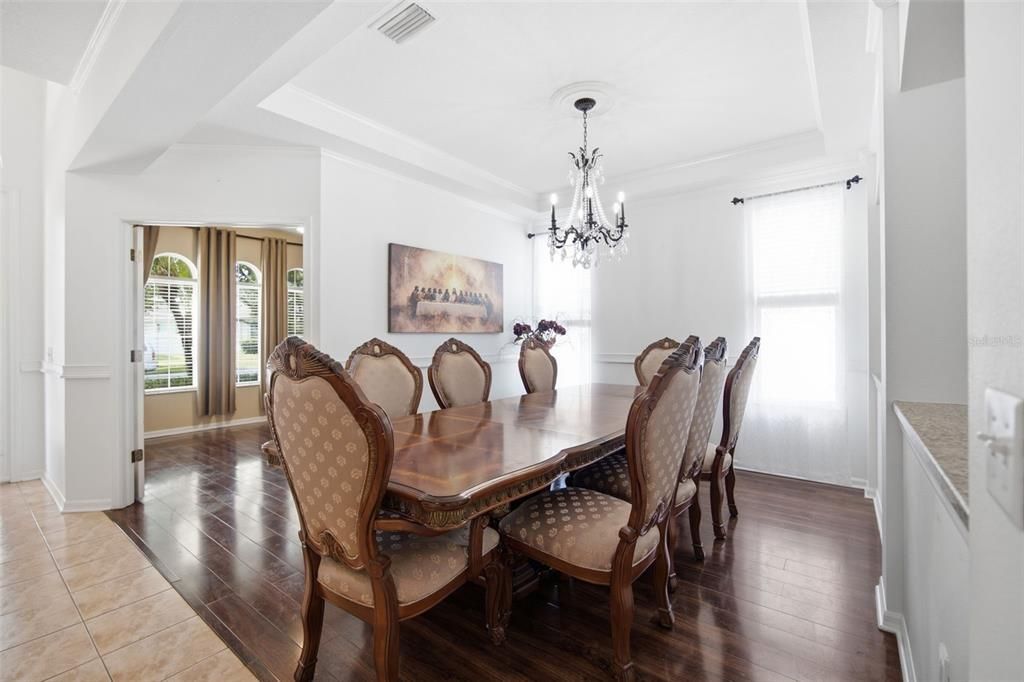 En Venta: $499,900 (6 camas, 3 baños, 3402 Pies cuadrados)