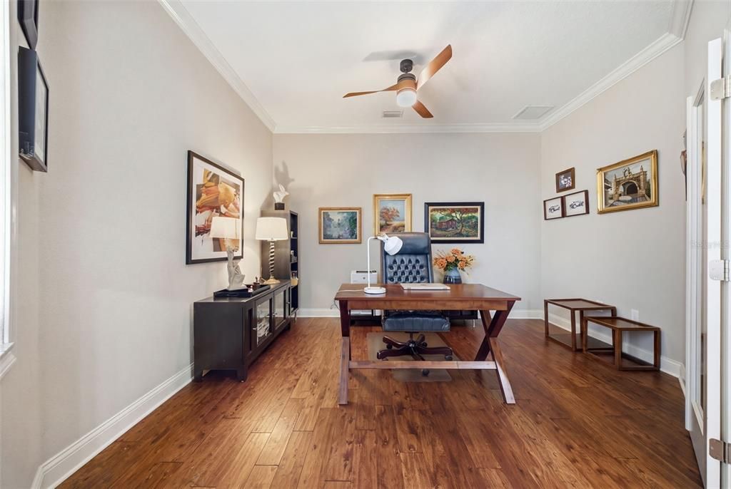For Sale: $425,000 (3 beds, 2 baths, 1689 Square Feet)