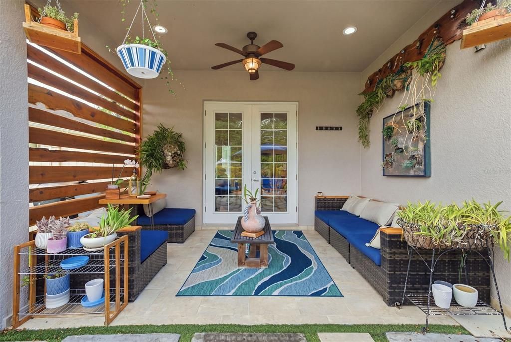 For Sale: $425,000 (3 beds, 2 baths, 1689 Square Feet)