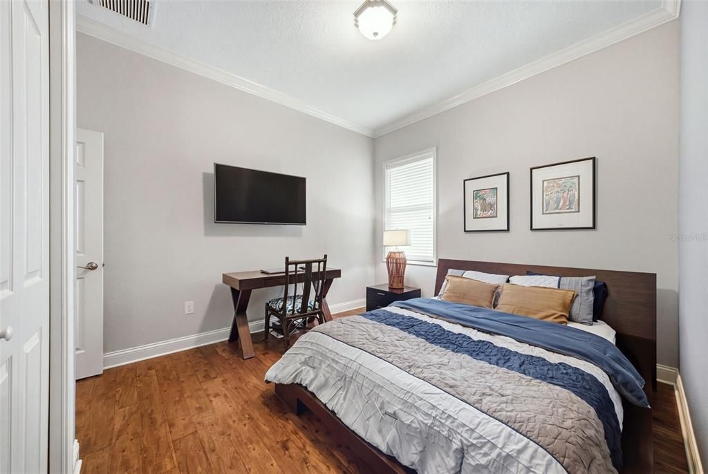 For Sale: $425,000 (3 beds, 2 baths, 1689 Square Feet)