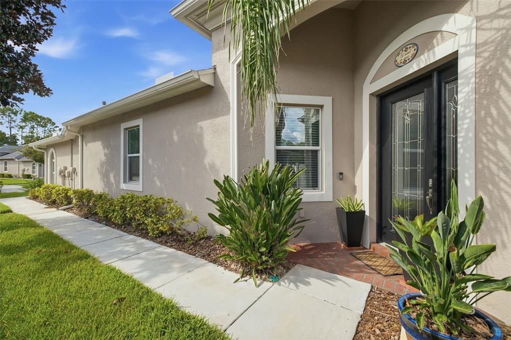 For Sale: $425,000 (3 beds, 2 baths, 1689 Square Feet)