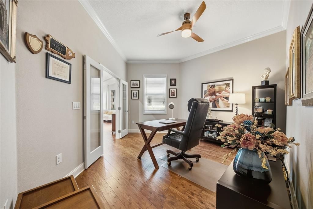 For Sale: $425,000 (3 beds, 2 baths, 1689 Square Feet)