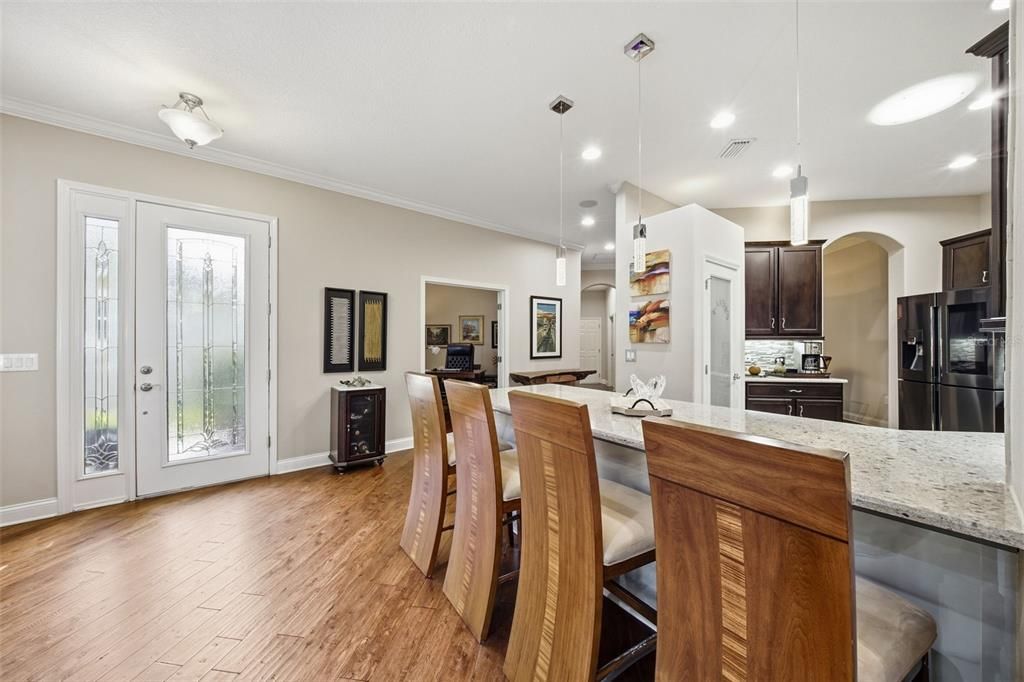 For Sale: $425,000 (3 beds, 2 baths, 1689 Square Feet)