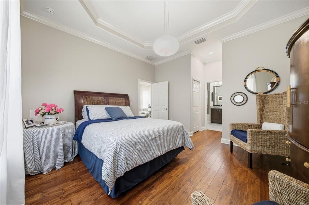 For Sale: $425,000 (3 beds, 2 baths, 1689 Square Feet)
