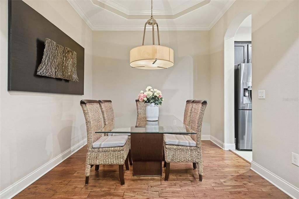 For Sale: $425,000 (3 beds, 2 baths, 1689 Square Feet)