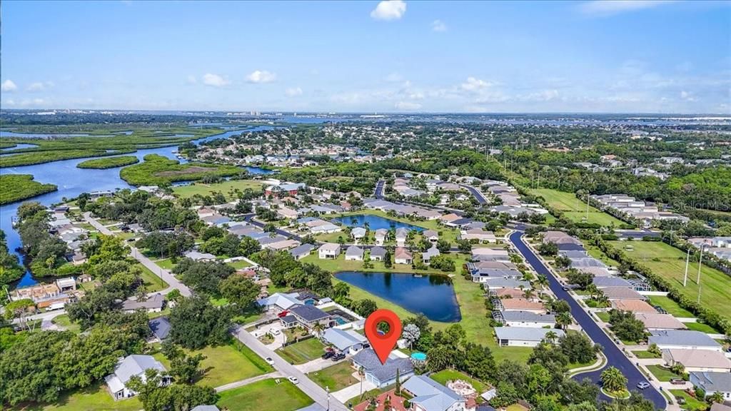 На продажу: $570,000 (3 спален, 2 ванн, 1609 Квадратных фут)