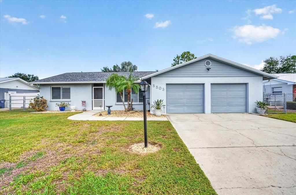 На продажу: $570,000 (3 спален, 2 ванн, 1609 Квадратных фут)