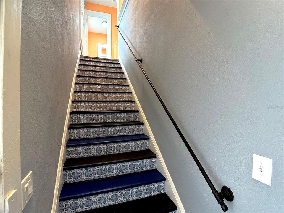 В аренду: $1,199 (0 спален, 1 ванн, 350 Квадратных фут)
