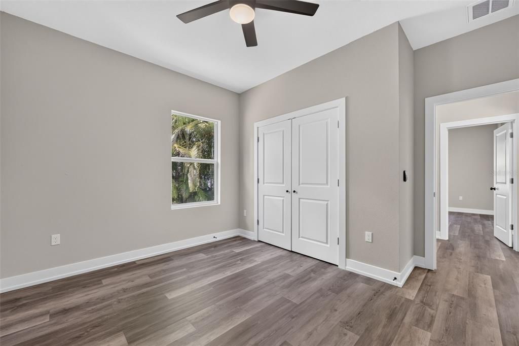 For Sale: $360,000 (3 beds, 2 baths, 1526 Square Feet)