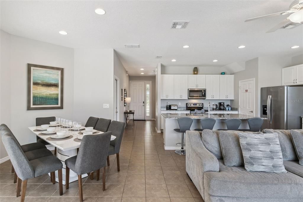 For Sale: $449,999 (5 beds, 4 baths, 2450 Square Feet)