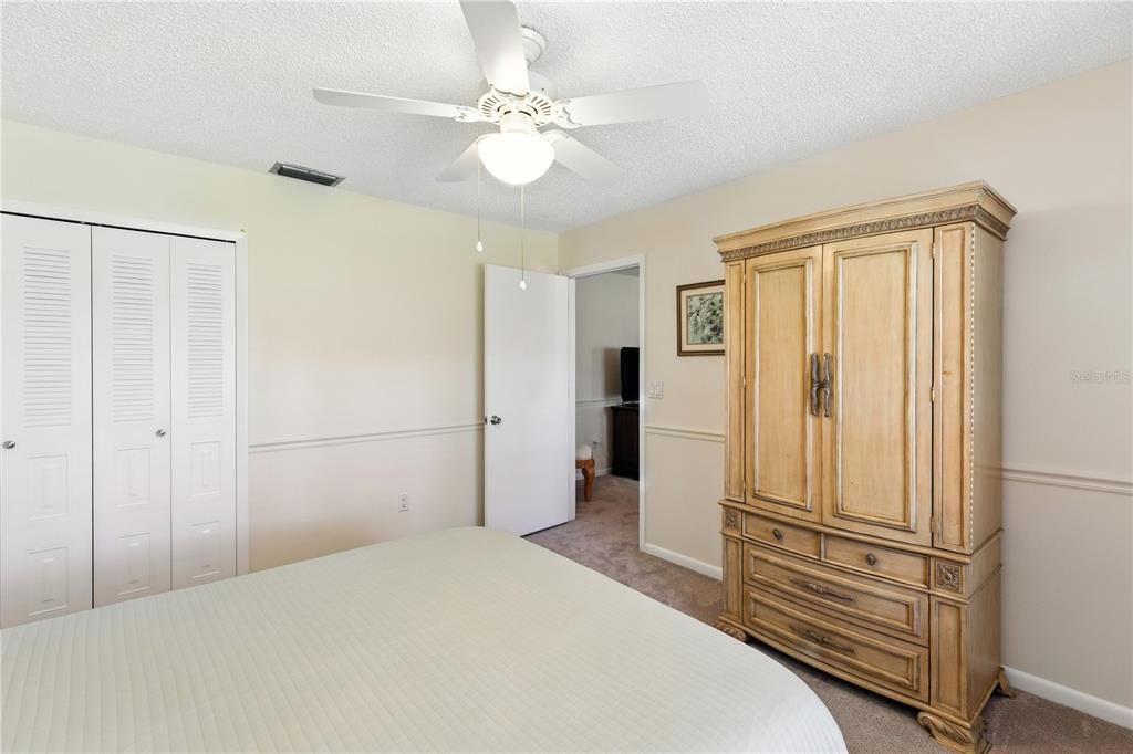 For Sale: $185,000 (3 beds, 2 baths, 1814 Square Feet)