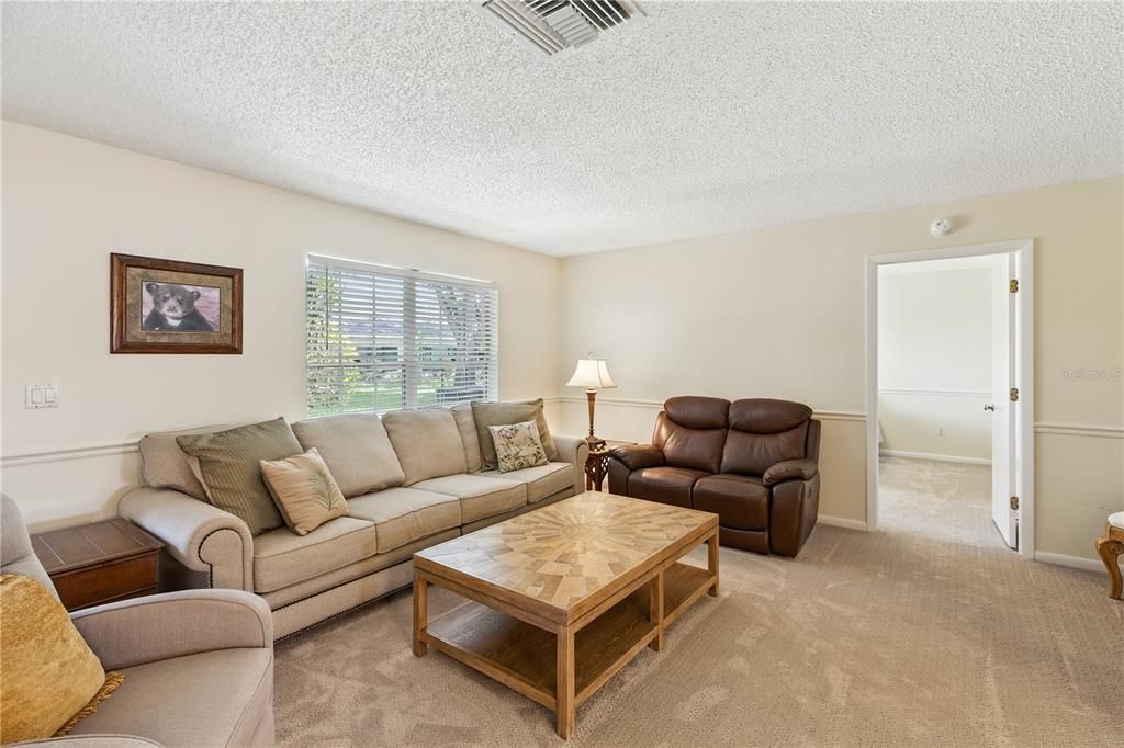 For Sale: $185,000 (3 beds, 2 baths, 1814 Square Feet)