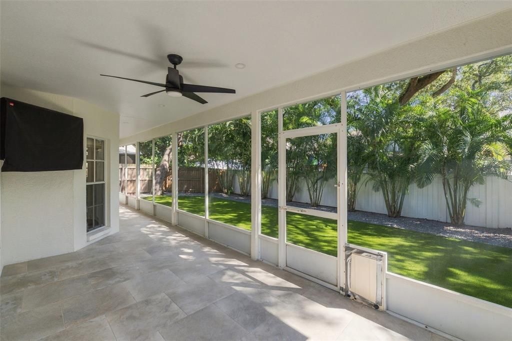 For Sale: $1,149,000 (4 beds, 2 baths, 2457 Square Feet)