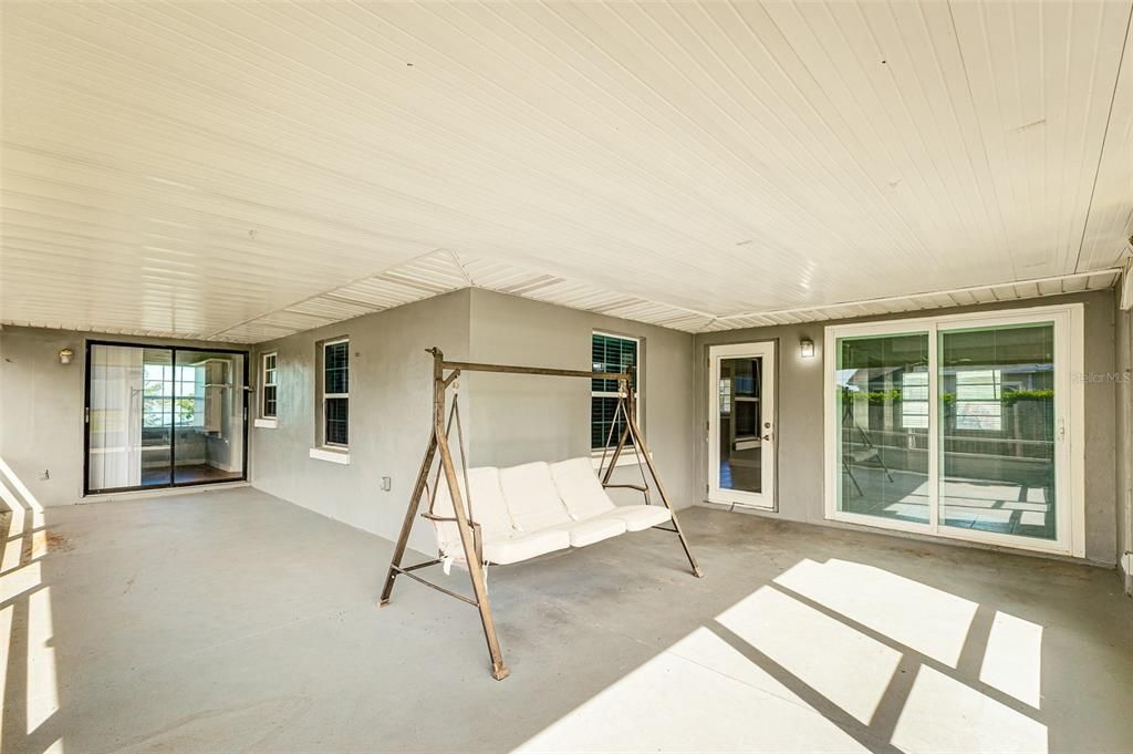For Sale: $419,000 (3 beds, 2 baths, 2099 Square Feet)