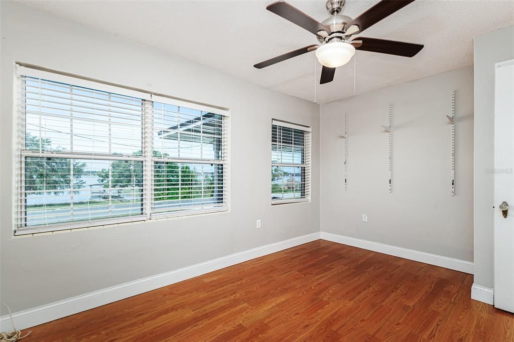 For Sale: $419,000 (3 beds, 2 baths, 2099 Square Feet)
