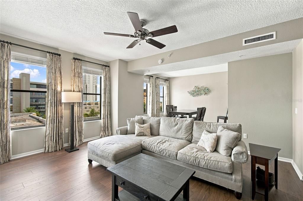 For Sale: $625,000 (2 beds, 2 baths, 1684 Square Feet)